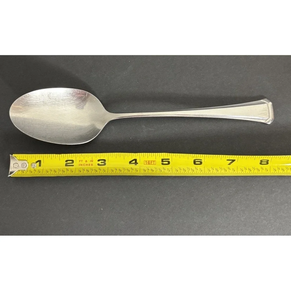 4 Oneida Maestro St. Leger Pieces 1 Dinner Fork 2 Salad Forks 1 Tablespoon